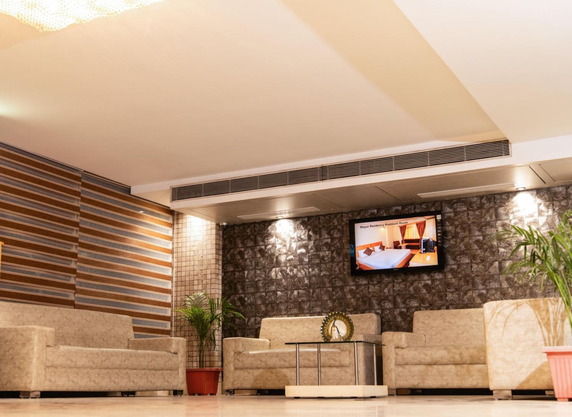 Mayur Hotel New Delhi Exterior foto
