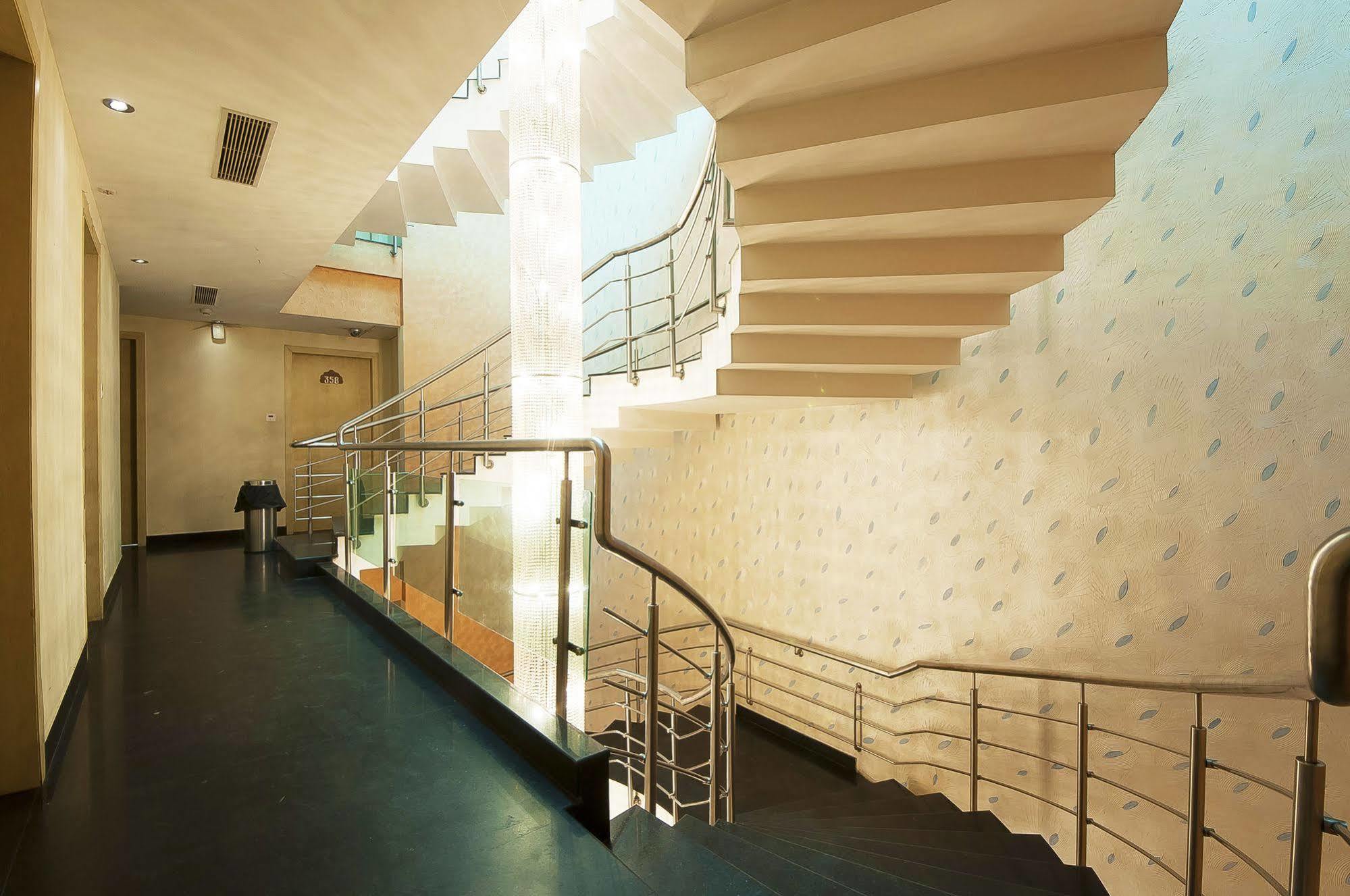 Mayur Hotel New Delhi Exterior foto